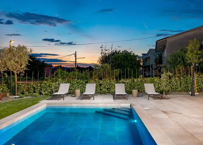 Apartment Mara M 1 Heated Pool *